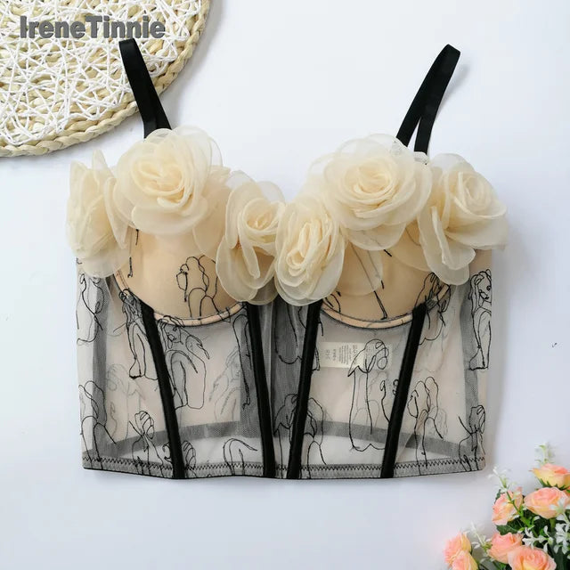 Top de tirantes con flores dulces