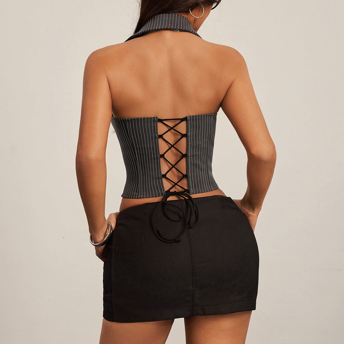 Top de tirantes a rayas para mujer con cuello halter