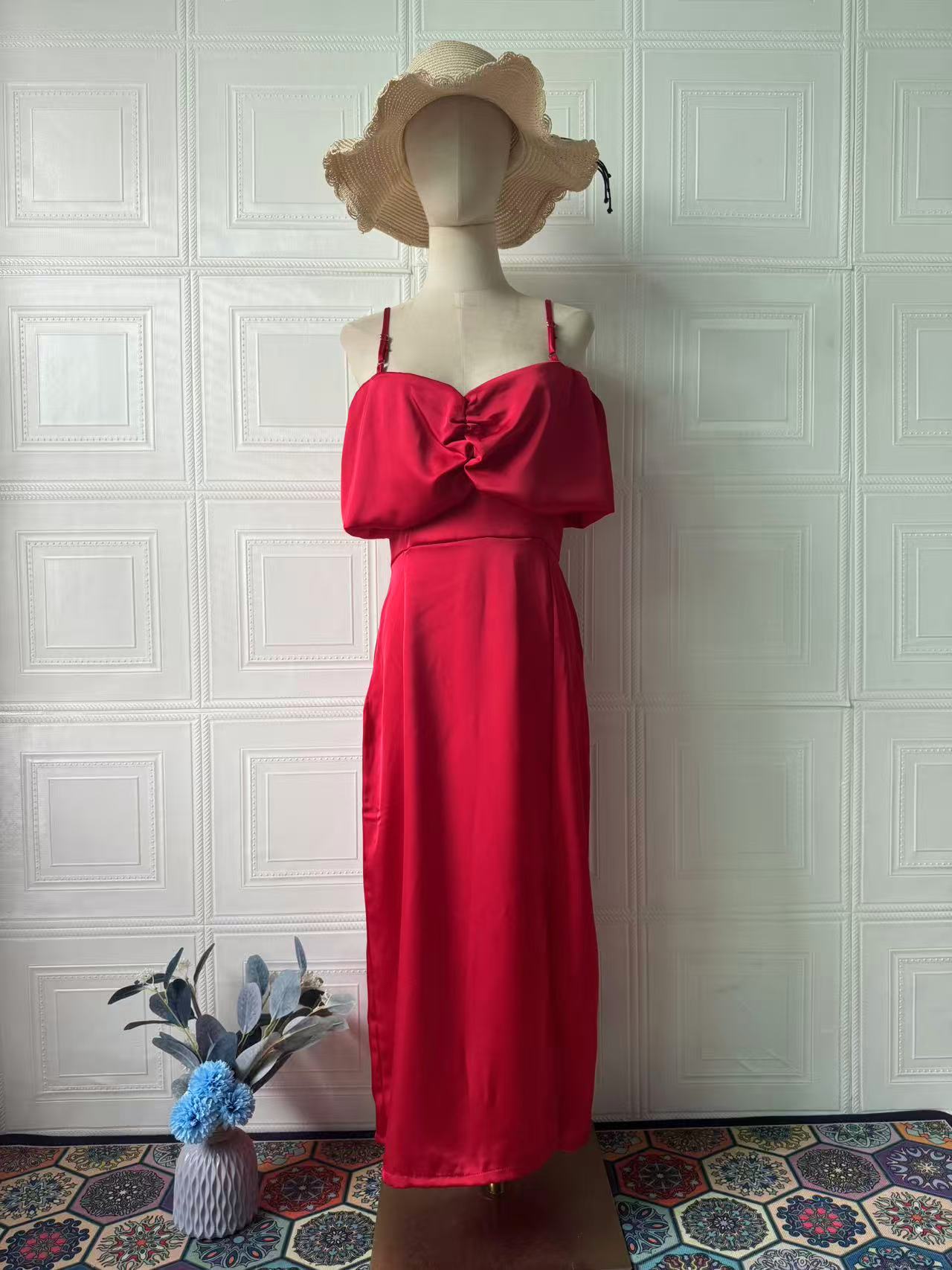 Sexy V-Neck Sleeveless Backless Dress for Women Elegant Design, Casual Fashion Dress