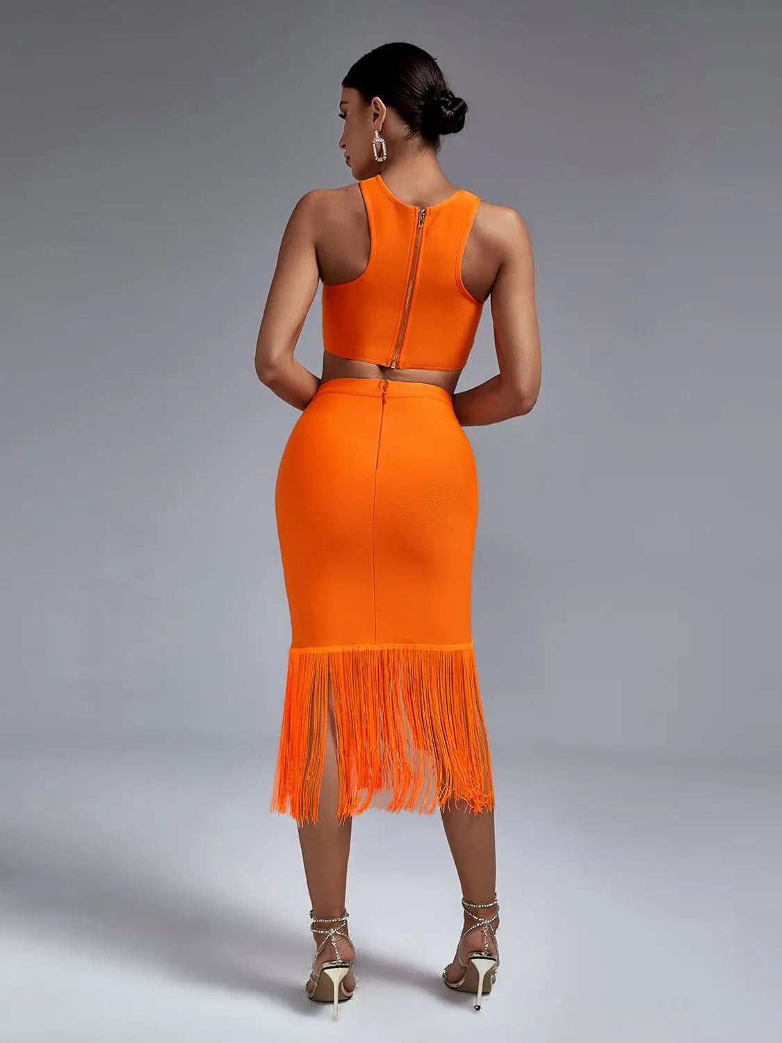 Conjunto de Dos Piezas de Vendaje para Mujer: Top y Falda Elegante, Sexy, con Flecos en Naranja