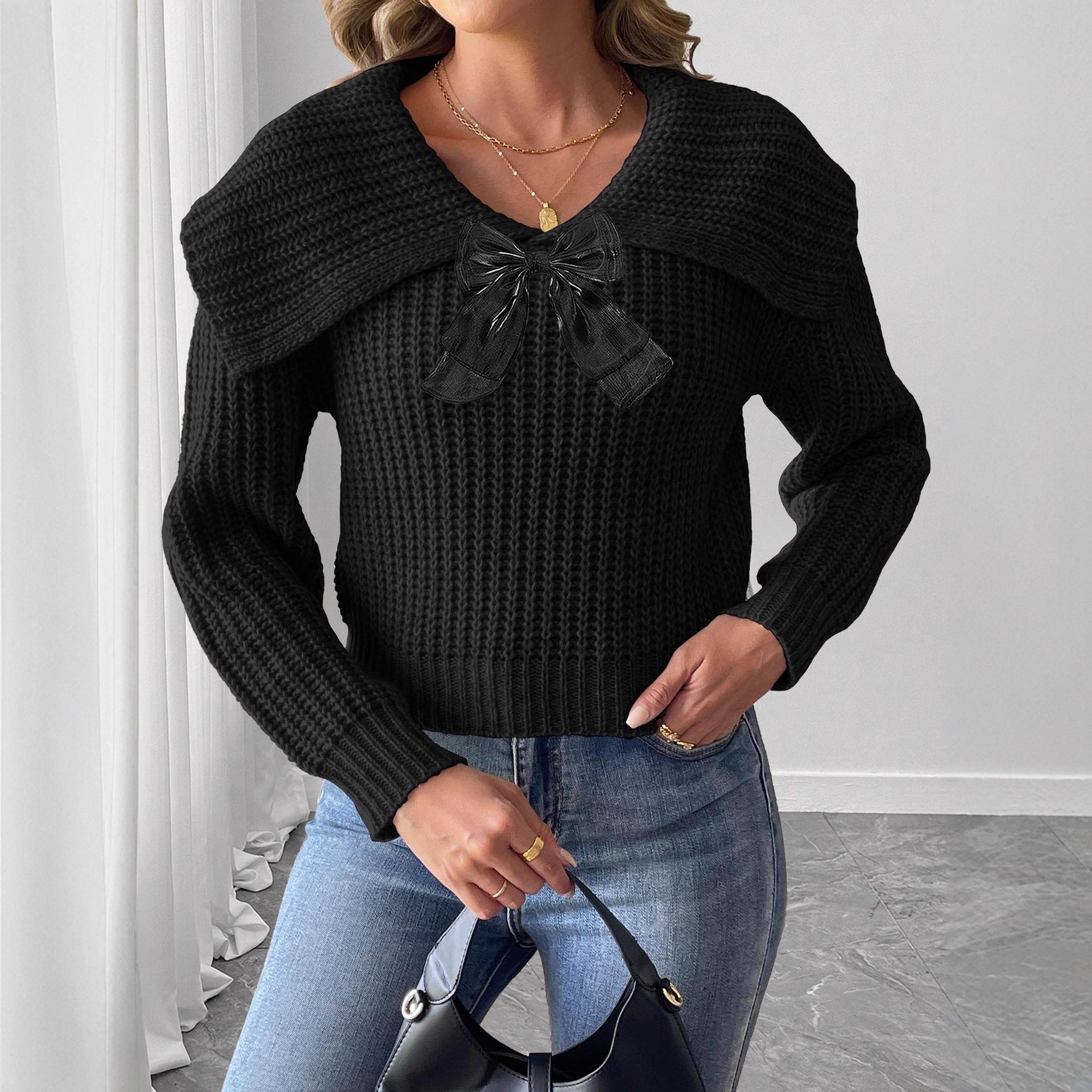 Women's Short Knit Sweater with Large Turn-Down Collar and Bow Detail