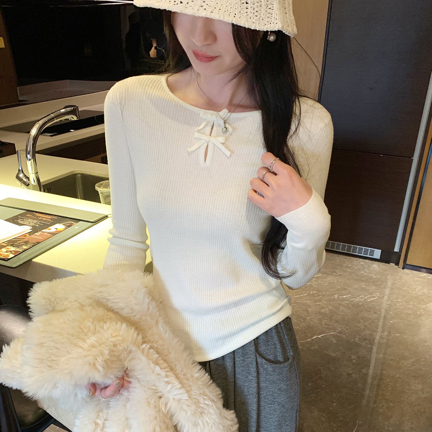 Pink Hollow-Out Bow Knit Top for Women Slim Fit Long Sleeve Inner Wear