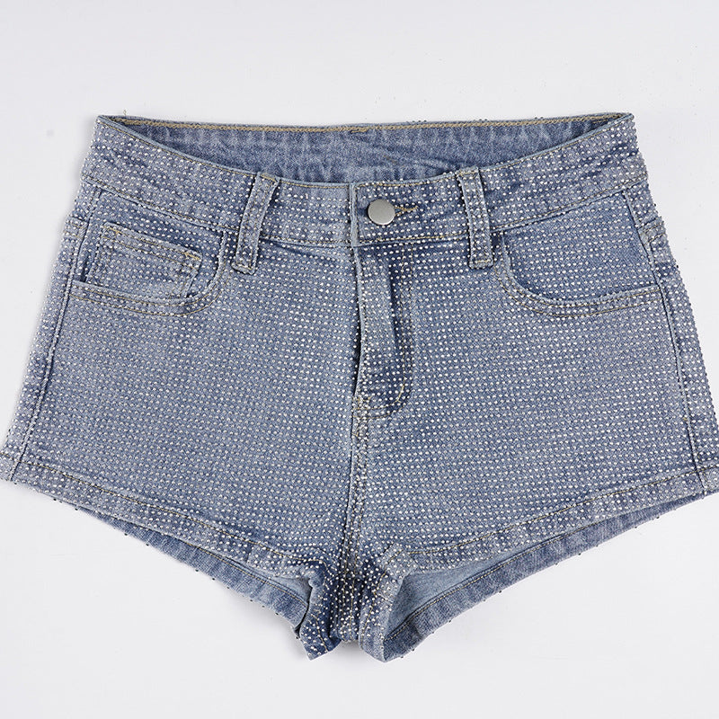 Shorts de mezclilla de cintura alta con pedrería
