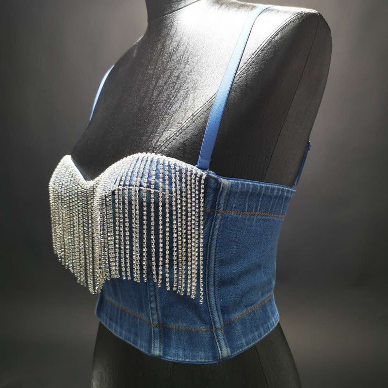 Top corto tipo corsé de mezclilla desgastada para fiesta, con tirantes finos, bustier sexy, lentejuelas brillantes, flecos y pedrería.