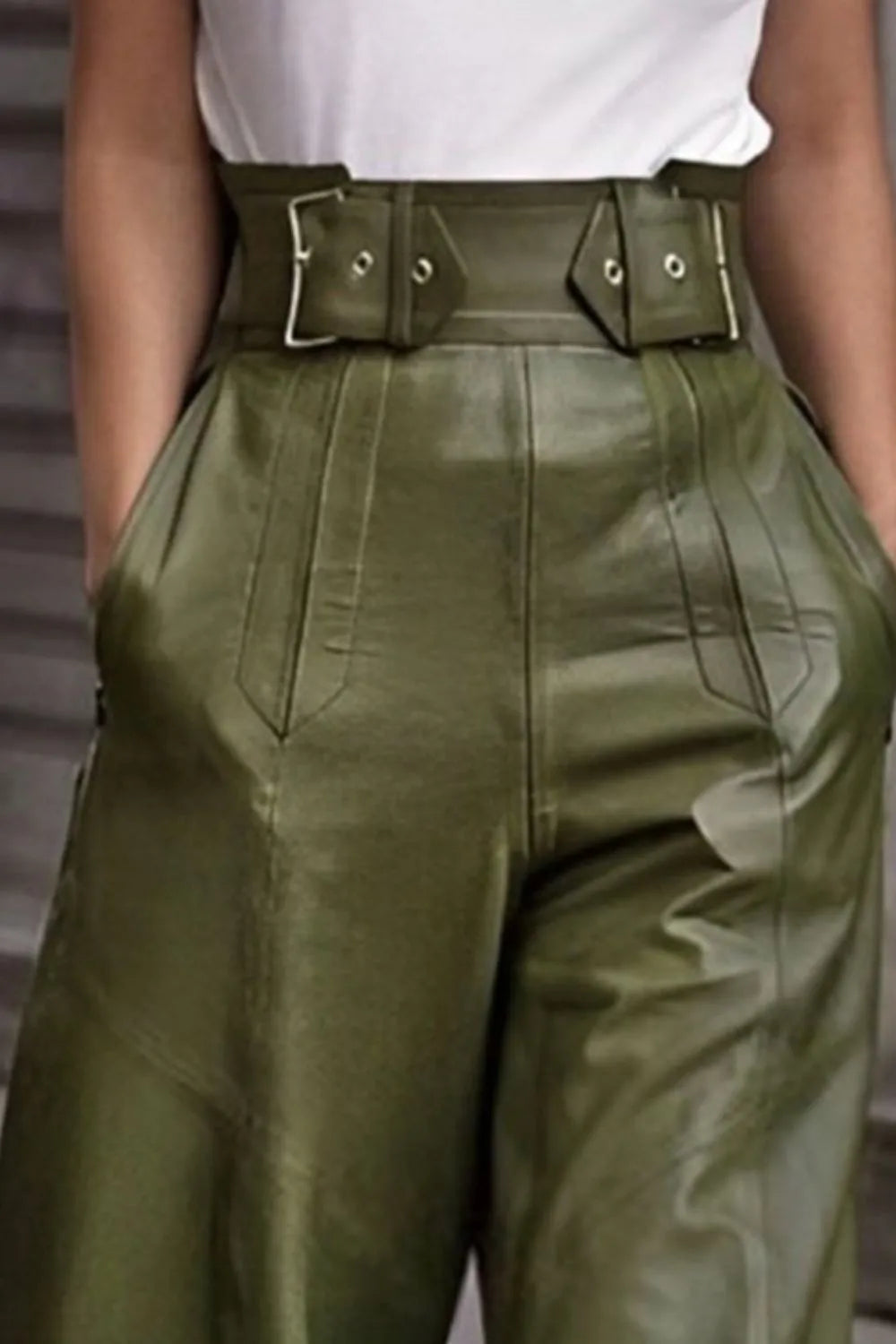 Pantalón Acampanado Cintura Alta Cuero Sintético PU con Bolsillos Mujer