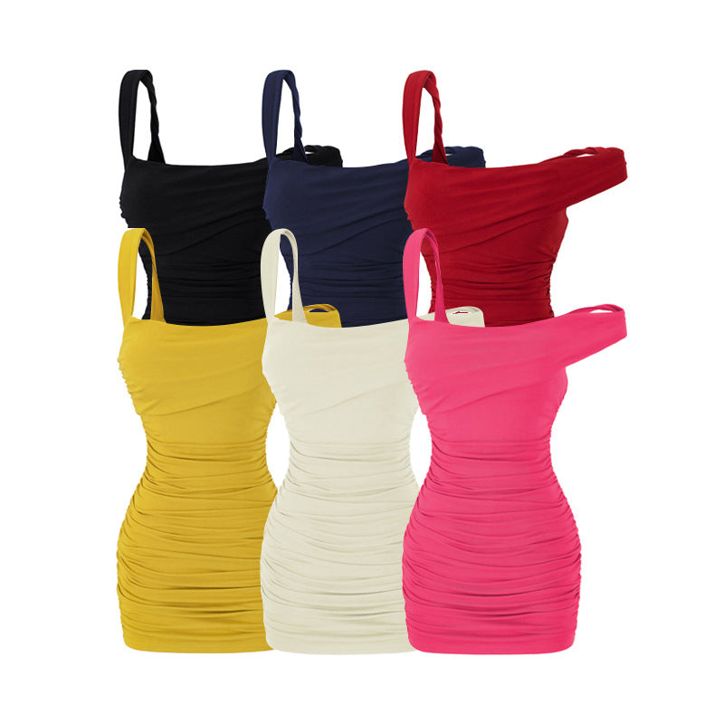 Sleeveless hip hugging short skirt
