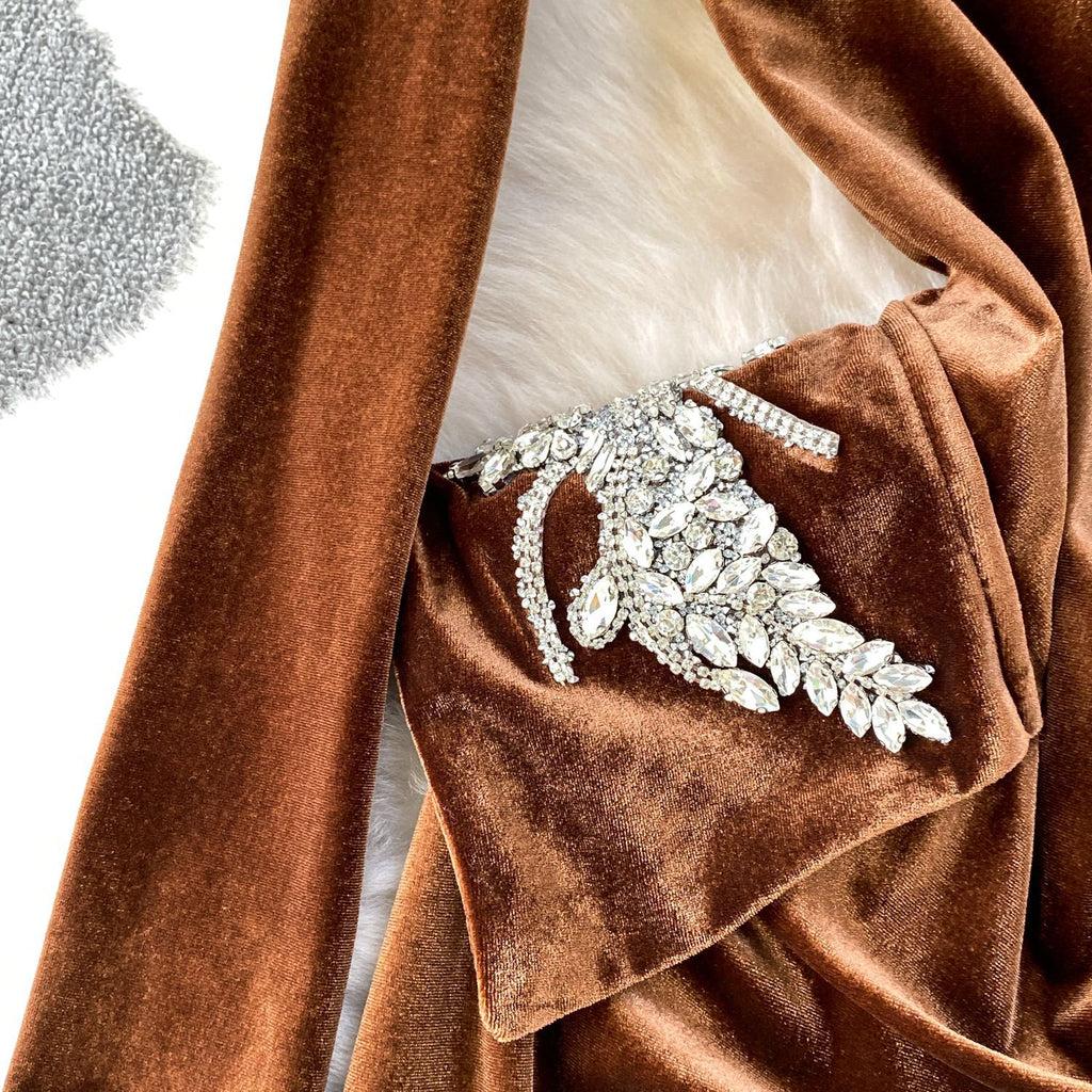 Vestido Largo Terciopelo Reina Gótica Un Hombro Diamantes Pencil Manga Larga