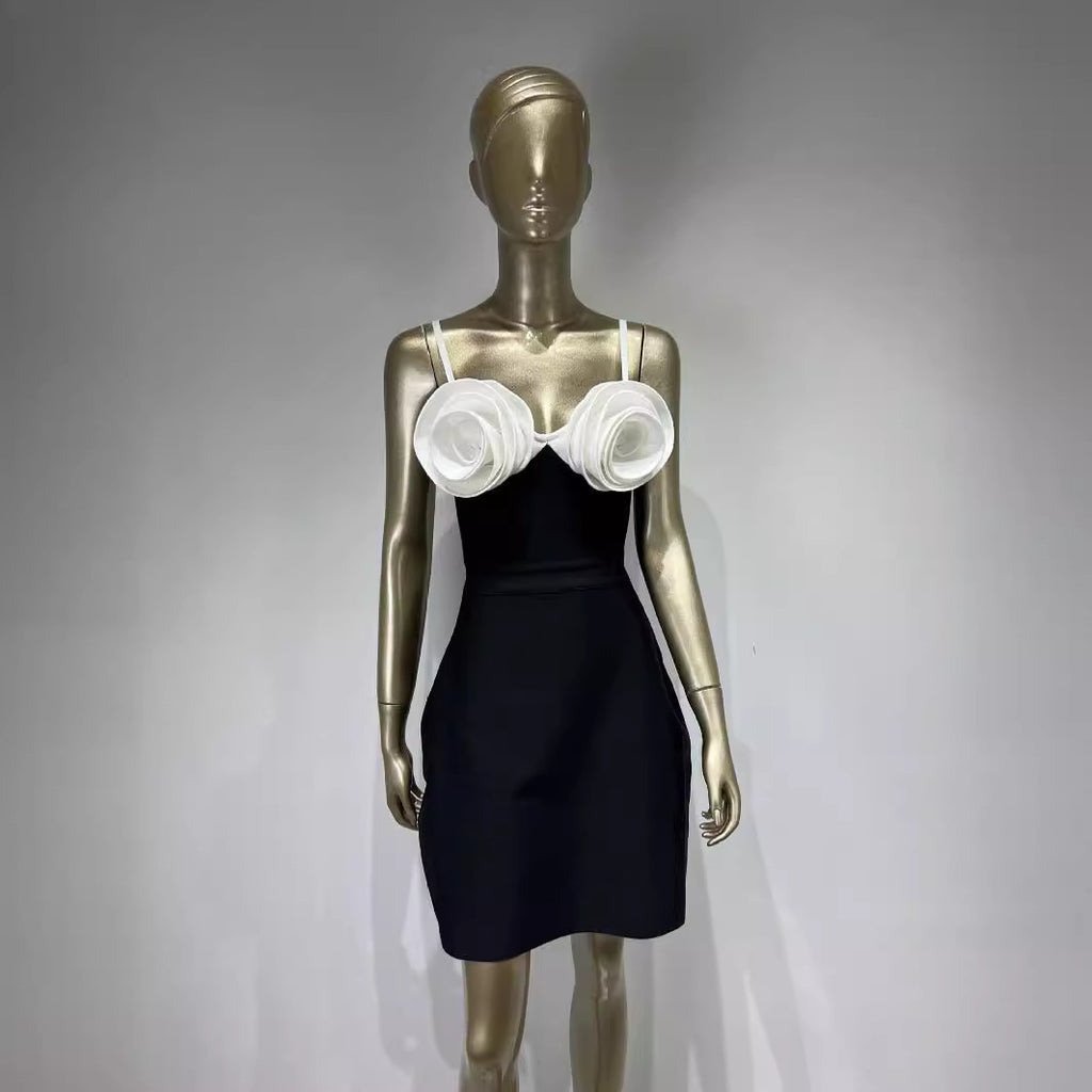 Fashionable and sexy white suspender flower A-line black party dress