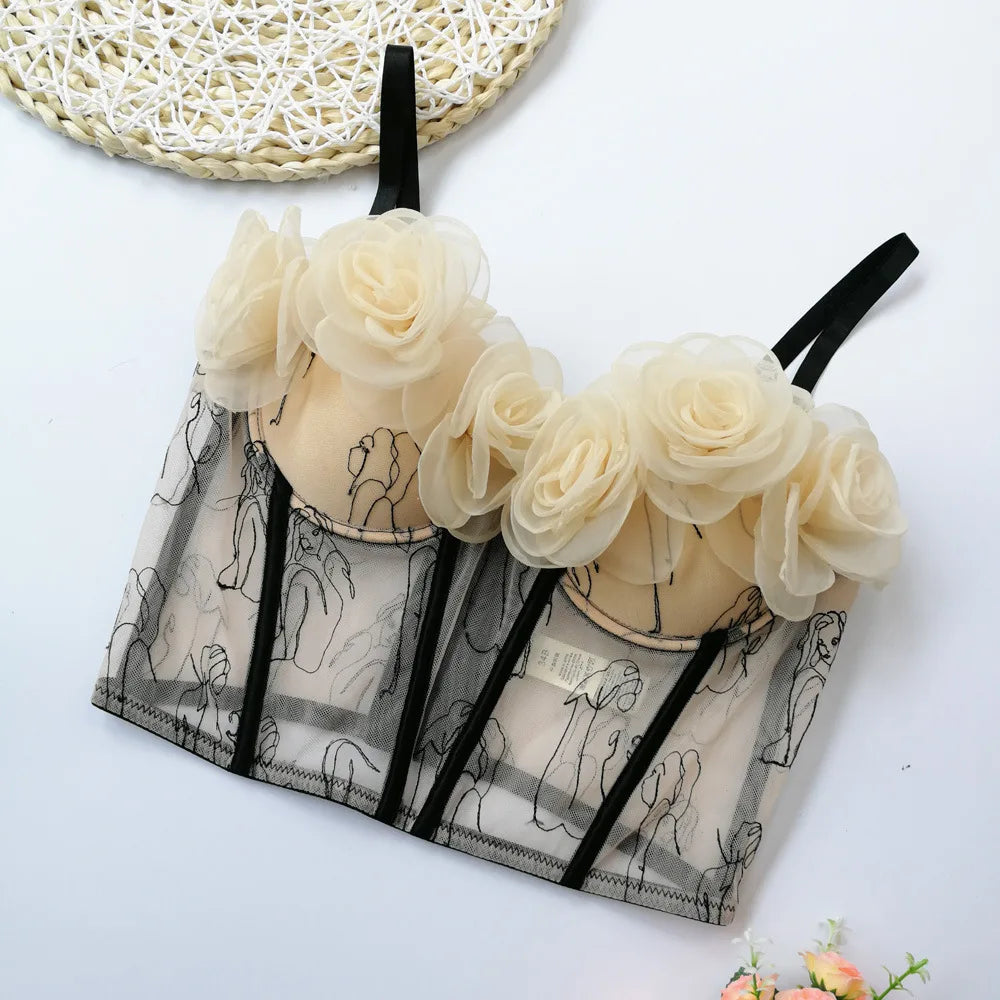 Top de tirantes con flores dulces