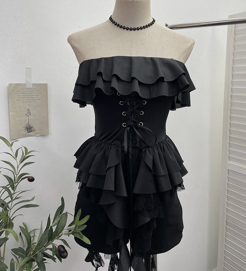 Lace strapless top with ruffled edges and lace patchwork