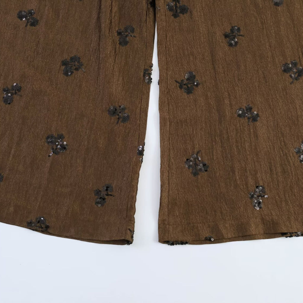 Conjunto Top Halter con Cuentas y Pantalón Ancho