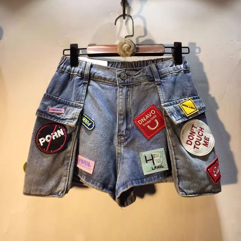Shorts vaqueros cargo de cintura alta para mujer con parche bordado